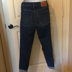 Levi’s Mile High Super Skinny jeans